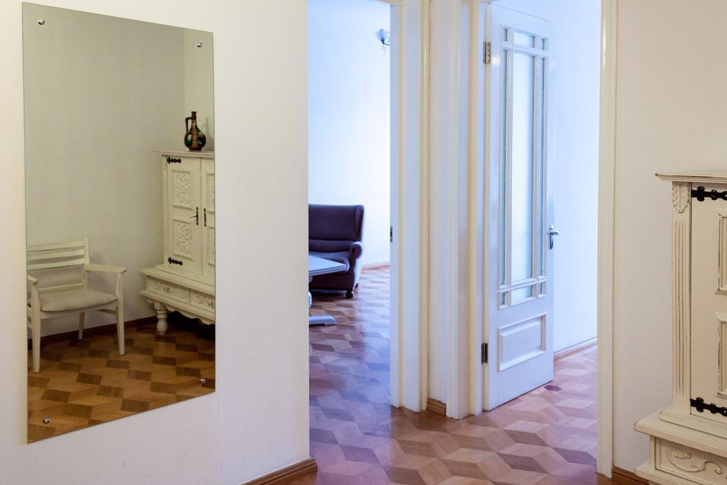 Apartment Janashia Tiflis Exterior foto