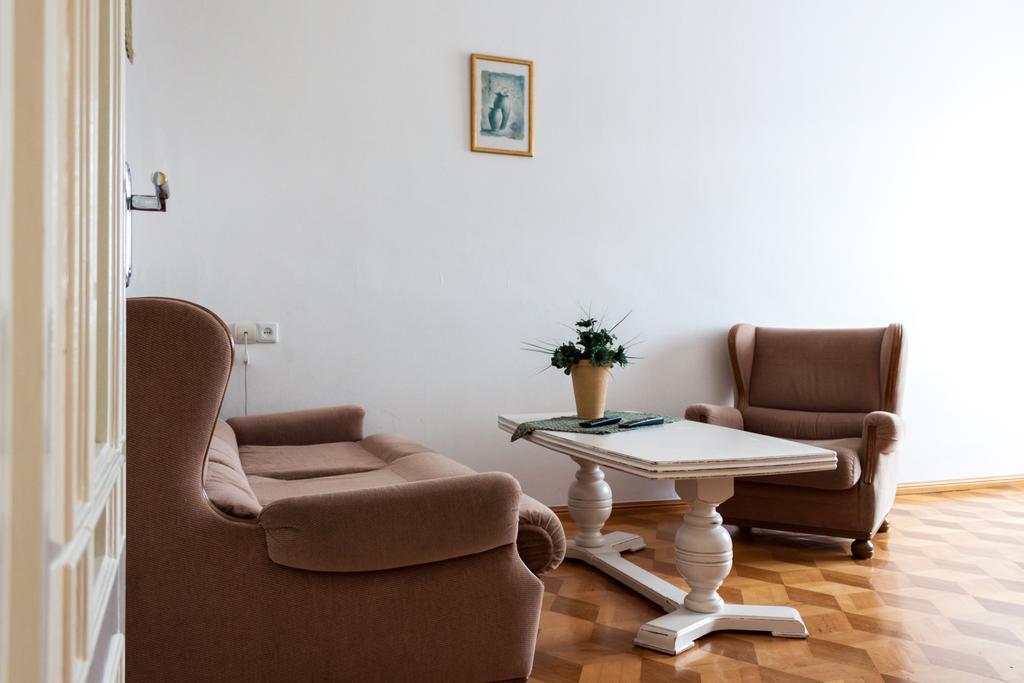 Apartment Janashia Tiflis Exterior foto
